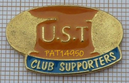 PAT14950 RUGBY UST TOURS CLUB DES SUPPORTERS Dpt 37 INDRE & LOIRE - Rugby