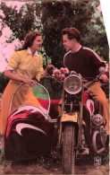 COUPLE - Couple Sur Une Moto - LC Paris - Side-car - Carte Postale - Couples