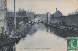 Fécamp * La Rue Du Grand Moulin * Canal - Fécamp