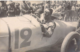 Carte Photo - Pilote - Le Mans - Coureur Automobile - Course Formule 1  -  Carte Postale Ancienne - Le Mans