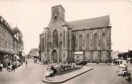 St Brieuc * Place Et La Chapelle St Guillaume - Saint-Brieuc