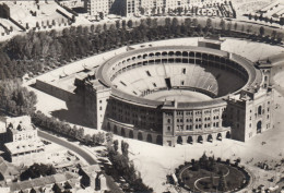 CARTOLINA  MADRID,SPAGNA-LA PLAZA DE TOROS EN VISTA AEREA-BOLLO STACCATO-VIAGGIATA 1961 - Madrid