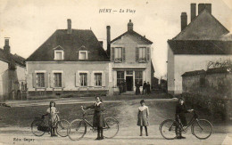 - HERY (89) - La Place (bien Animée, Fillettes Et Vélos Au 1er Plan) -26540- - Hery