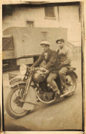 Moto Ancienne Marque Type Modèle ? Carte Photo * Motos Motocyclette Motard Transport - Motorfietsen