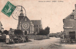 53 Mayenne - CPA - LASSAY Les Châteaux - Eglise Saint Hippolyte - NIORT - Le Bourg - Lassay Les Chateaux