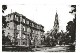 Sarrelouis (Allemagne, Sarre) : Landratsamt U. Evgl. Kirche Im 1950 PF. - Kreis Saarlouis