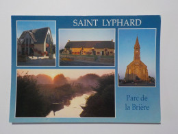 SAINT LYPHARD   Parc De  Briére     Le Syndicat D'Initiative Et L'Eglise Paroissiale - Saint-Lyphard