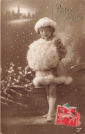 FÊTES - VŒUX - Bonne Année - Petite Fille - Carte Postale Ancienne - Nouvel An