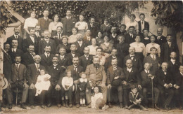 ENFANTS - Groupes D'enfants Et Familles - Carte Postale Ancienne - Gruppen Von Kindern Und Familien