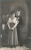 COUPLES - Émotion D'amour - Homme Caressant Sa Femme - Carte Postale Ancienne - Coppie