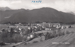 D9877) ABTENAU - 712m - Salzburg - Sehr Schöne Alte FOTO AK Mit Haus DETAILS Im Vordergrund U. Blick Auf Kirche - Abtenau