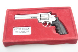 Vintage TOY GUN : Pistolas & Revólveres RBA Smith & Wesson 629 PP - L=13cm - 19??s - Keywords : Cap - Revolver - Pistol - Armes Neutralisées