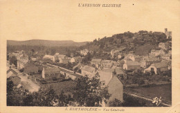 Bertholène * Vue Générale Du Village * Rails Ligne Chemin De Fer Aveyron - Sonstige & Ohne Zuordnung