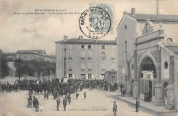 CPA 42 MONTBRISON / PLACE EUGENE BEAUNE / LA PROCESSION DES RAMEAUX - Montbrison