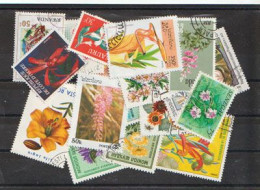 FLEURS.Beau Lot De 25 Timbres Oblitérés Différents, Tous Differents, Tous Grands Formats  # 8 - Mezclas (max 999 Sellos)