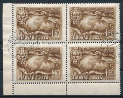 O 1950 Sakk 1,60Ft ívsarki Négyestömb Lemezhibával / Mi 1094 Corner Block Of 4 With Plate Variety - Andere & Zonder Classificatie