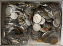 Vegyes Külföldi érmetétel Mintegy ~1,3kg Súlyban T:vegyes Mixed Foreign Coin Lot (~1,3kg) C:mixed - Sin Clasificación