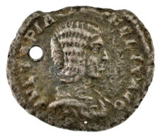 Római Birodalom / Róma / Julia Domna 211-217. Denár Ag (2,38g) T:VF Lyuk Roman Empire / Rome / Julia Domna 211-217. Dena - Non Classificati