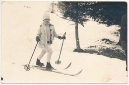 * T2/T3 1927 Brassó, Kronstadt, Brasov; Síelő Gyerek, Téli Sport / Ski, Winter Sport. Foto Angelo Photo - Unclassified