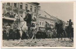 T2/T3 1938 Kassa, Kosice; Horthy Miklós Kormányzó Bevonulása, Elemér Reich üzlete. Foto Ginzery S. / Entry Of The Hungar - Sin Clasificación