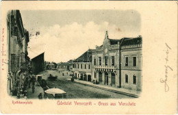 T2/T3 1899 (Vorläufer) Versec, Werschetz, Vrsac; Rathausplatz / Városháza Tér, üzletek. Wilh. Wettl Kiadása / Town Hall  - Non Classés