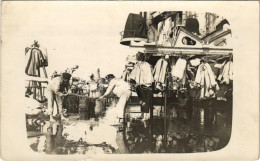 ** T1/T2 K.u.K. Kriegsmarine Matrosen / Osztrák-magyar Matrózok Ruha Mosás Közben / Austro-Hungarian Navy Mariners Doing - Non Classés