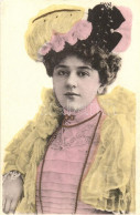 * T2 Lady In Pink Dress, Golden Decorated Postcard - Unclassified