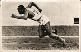 T2 1936 Olympische Spiele Berlin, Jesse Owens (USA) Der Erringer Von 3 Gold-medaillen Startet Zum 200 M Lauf. Phot. Spud - Unclassified