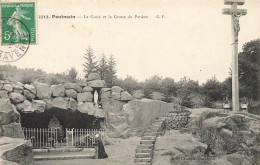 Pontmain * La Croix Et La Grotte Du Pardon - Pontmain