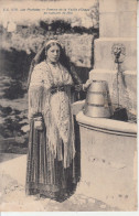 PYRENEES - Femme De La Vallée D'Ossau En Costume De Fête - Ferrata - Fontaine  PRIX FIXE - Bearn