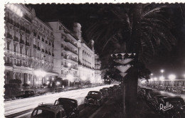 06. NICE.  NICE LA NUIT . CPA.  LA PROMENADE DES ANGLAIS ET LE PALAIS DE LA MEDITERRANEE. ANNEE 1954 + TEXTE - Nizza Bei Nacht