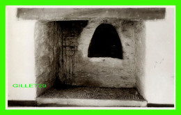 PLYMOUTH, DEVON, UK - ELIZABETH HOUSE, OLD HEARTH AND DUTCH OVEN -  REAL PHOTOGRAPH - - Plymouth