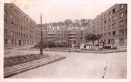 SEINE SAINT DENIS  93  DUGNY - H.B.M. DU PONT-YBLON - COUR INTERIEURE - Dugny