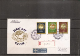 Portugal ( FDC De 1964 Voyagé En Recommandé De Lisbonne Vers Les USA à Voir) - Covers & Documents