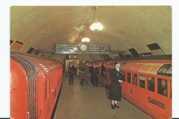 Train Postcard Glasgow Undergroun Hillhrad Station Vintage Card Larger Format. Unused - Metropolitana