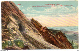 Giant Palisade - COLORADO- On The DENVER , Northwestern And Pacific Ry ( Etats Unis Amerique )  Voie Ferree - Andere & Zonder Classificatie