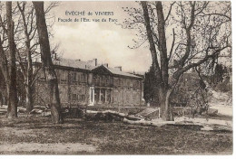 Delcampe - VIVIERS (07) Evêché Façade Est, Vue Du Parc - Viviers