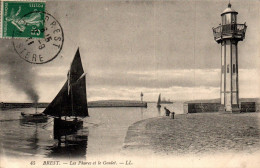 N°119841 -cpa Brest -les Phares Et Le Goulet- - Lighthouses