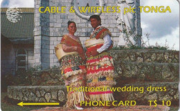 TONGA(GPT) - Wedding Dress, CN : 1CTGB, First Issue T$10, Tirage 5000, Used - Tonga