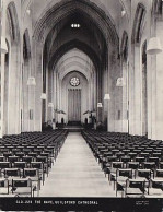 AK 185728 ENGLAND - Guildford - Cathedral - The Nave - Surrey