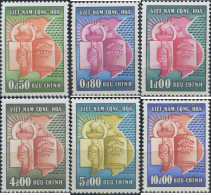 355732 MNH VIETNAM DEL SUR 1957 2 ANIVERSARIO DE LA REPUBLICA - Viêt-Nam