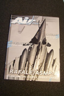 AIR  Magasine  - RAFALE / ASMP-A -  AVIATION  ( 2010 )  - ( Pas De Reflet Sur L'original ) - Aviation