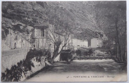 FONTAINE De VAUCLUSE - Barrage - CPA Dos Simple - Piolenc