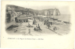 Etretat La Plage Les Falaises D Aval - Etretat