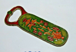 C270 Décapsuleur - Décor Floral - Métal Peint - Bottle Openers