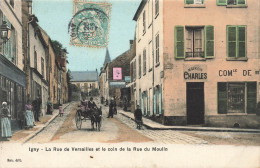 Igny * La Rue De Versailles Et Le Coin De La Rue Du Moulin * Commerce Magasin MAISON CHARLES * Attelage - Igny