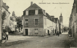 CPA - Vayrac - Avenue D'Uxellodunum - Vayrac