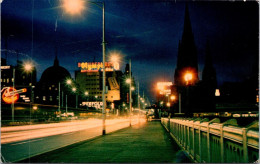 11-12-2023 (1 W 52) Australia - VIC - Melbourne Skyline At Night (older P/c - L74) - Melbourne