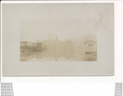 �?��? CARTE PHOTO ( Station De Tramways ? Tramway ) Inondée Innondation Crue à Identifier ( Paris 1910  ? Peut être ? ) - Overstromingen