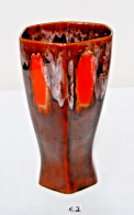 E2 Ancien Vase Soliflore - Vallauris - Collector - Verre De Coulée - Non Classés